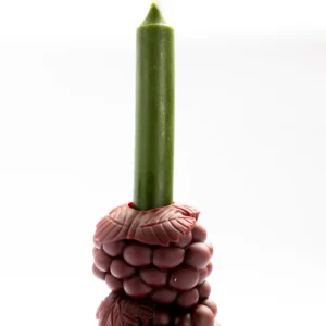 Portavela de Diseño | Diseño de Racimo de Uvas hecho en Lucy´s Luz en cera de abeja natural y sin olores añadidos.