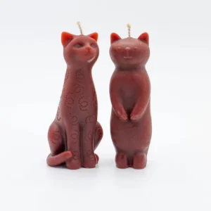 Decoración de Otoño original que incluye un toque de misticismo y curiosidad felina. Una figura artesanal de cera de abeja.